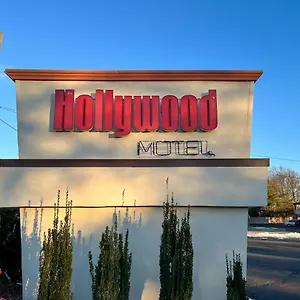 Hollywood Farmingdale